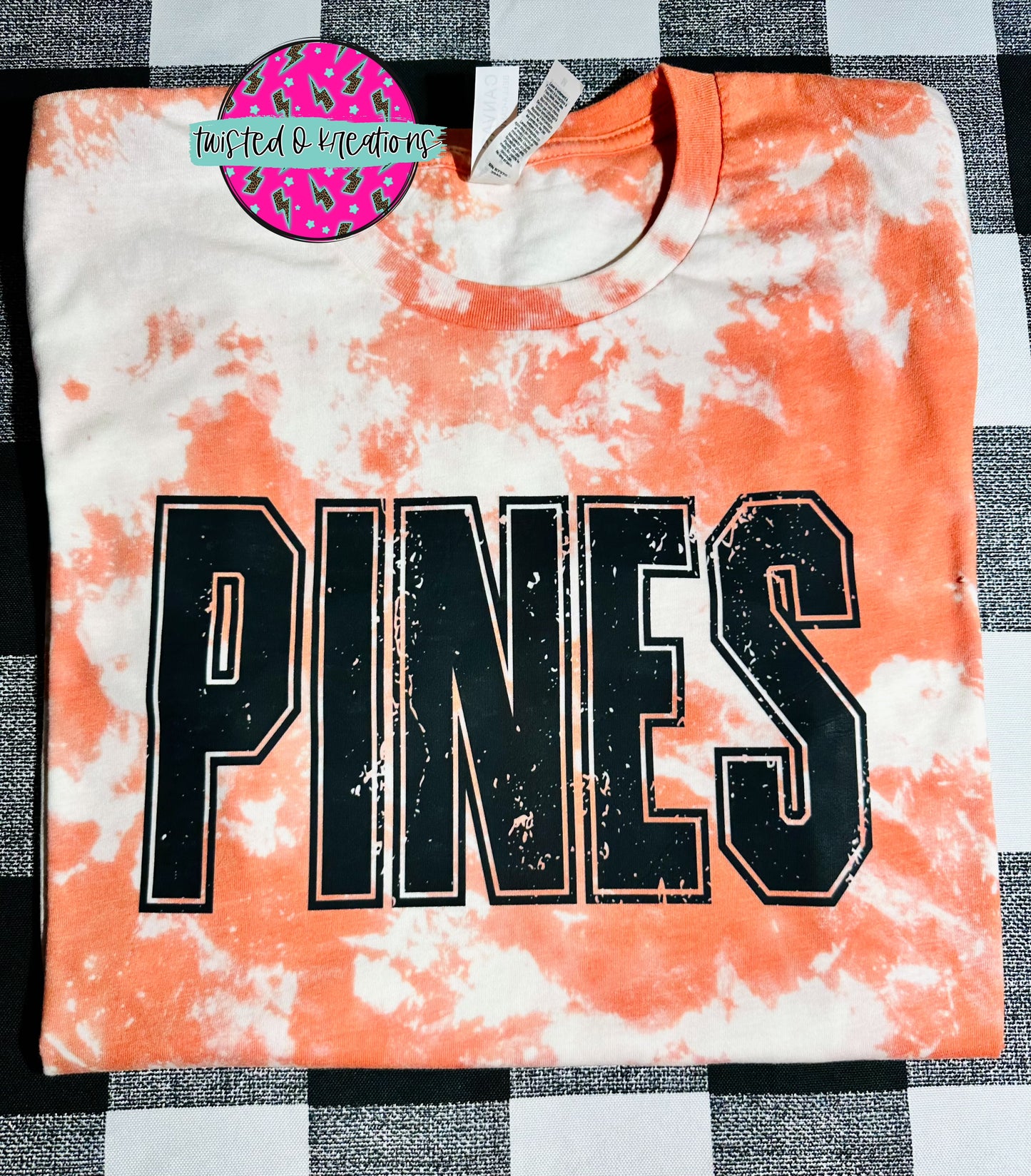 Pines tee